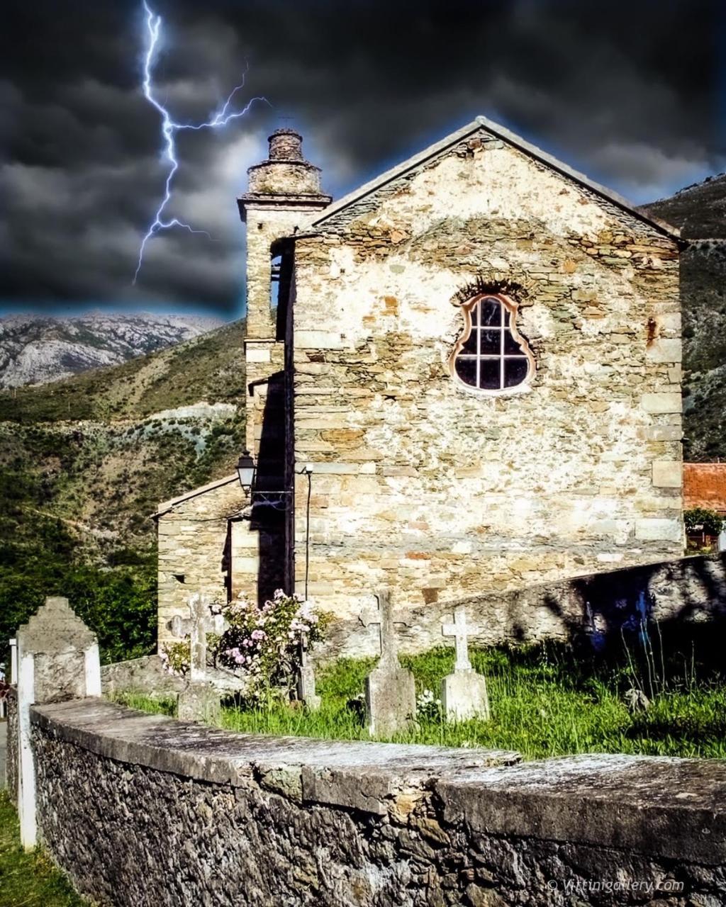 Nuits Magiques Au Village Entre Mer Et Montagnes Bigorno Екстериор снимка